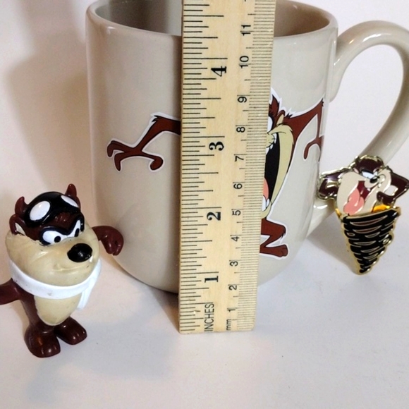 Tasmanian Devil Lot - Picture 5 of 8